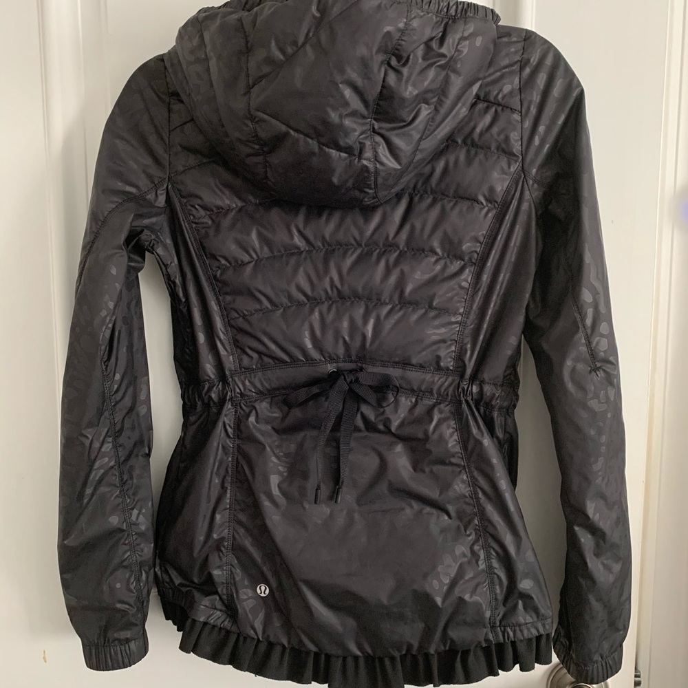 Lululemon Jacket - Picture 2 of 4